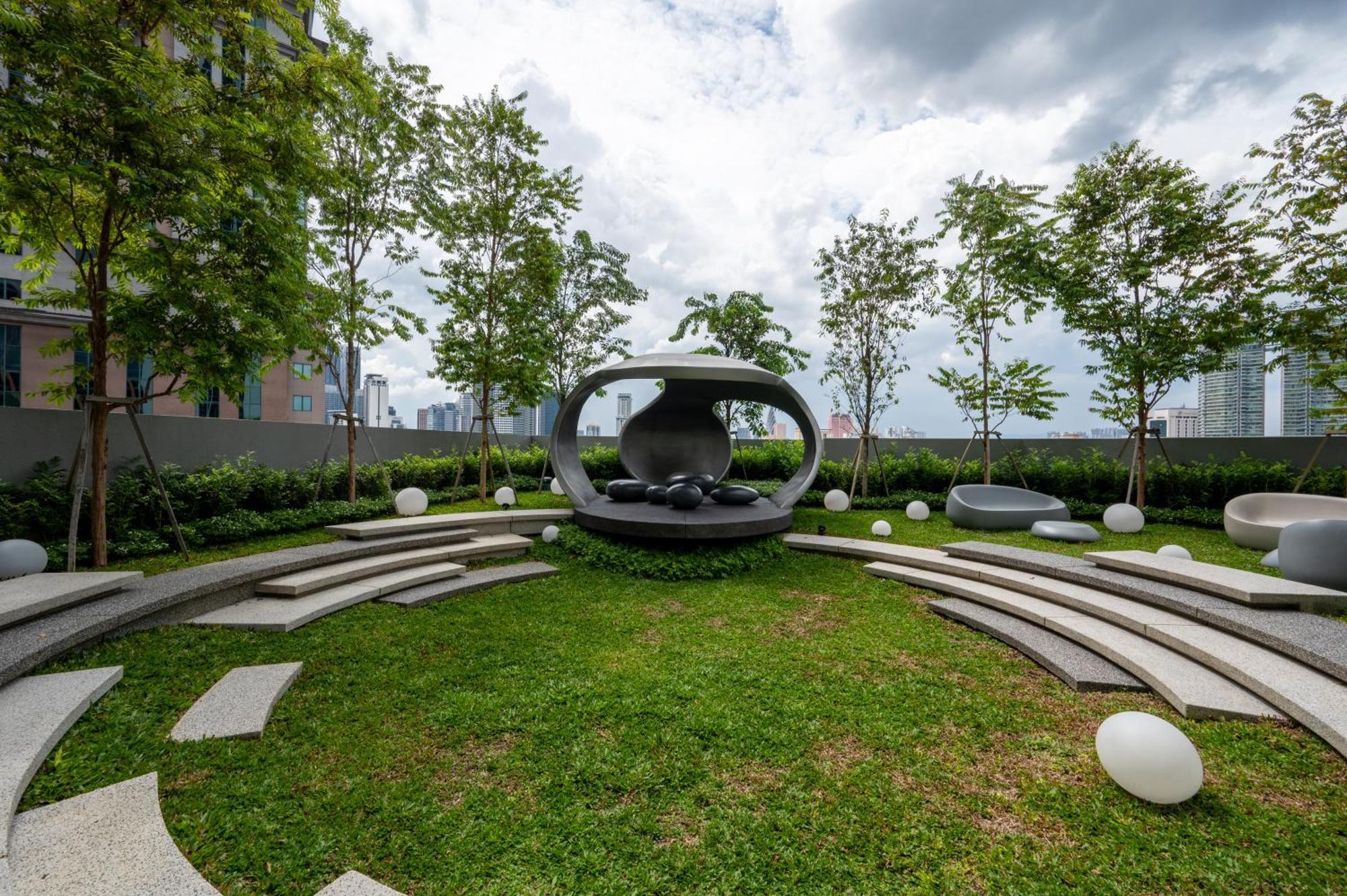 Greystone Scarletz Suites Kuala Lumpur Dış mekan fotoğraf